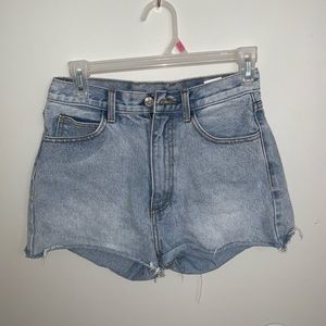 Brandy Melville denim shorts size medium (W25/26)